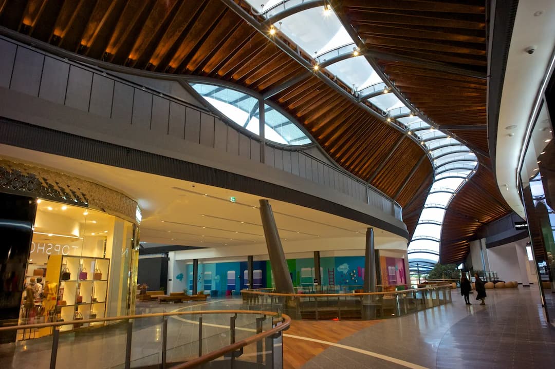 Highpoint City to Melbourne Airport (MEL) | Reliable Airport Transfer