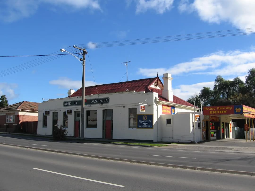Long Gully to Melbourne Airport (MEL) | Reliable Airport Transfer