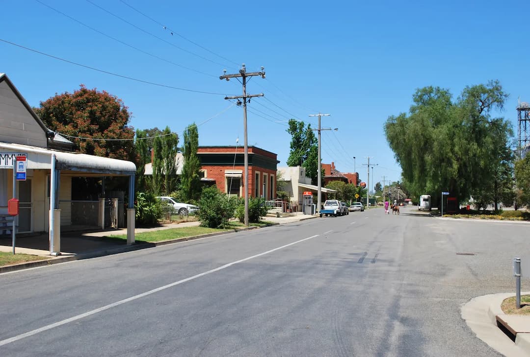 St James to Melbourne Airport (MEL) | Reliable Airport Transfer