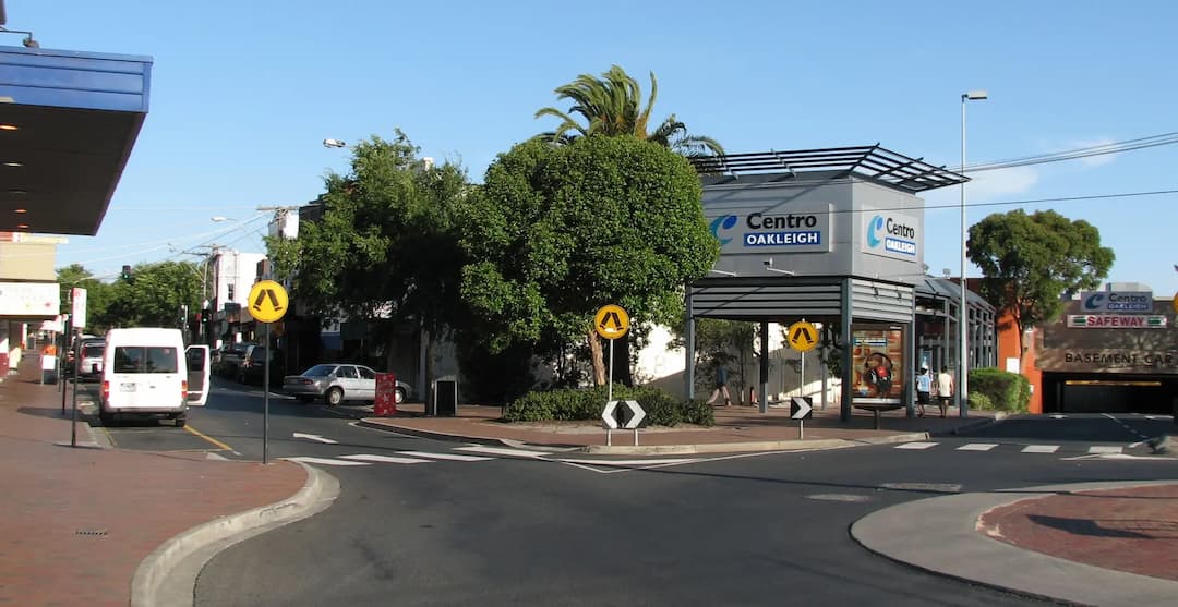 Oakleigh East to Melbourne Airport (MEL) | Reliable Airport Transfer