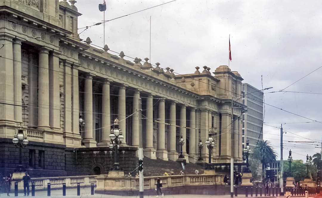 Lima to Melbourne Airport (MEL) | Reliable Airport Transfer