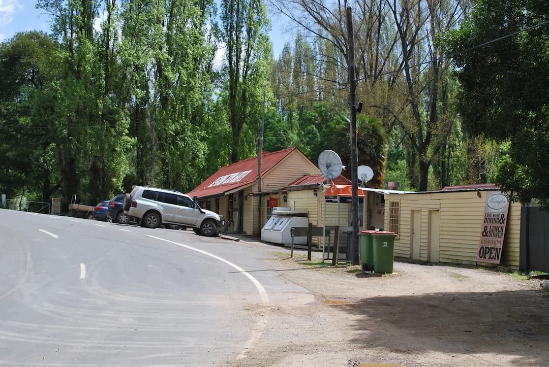 Macks Creek to Melbourne Airport (MEL) | Reliable Airport Transfer