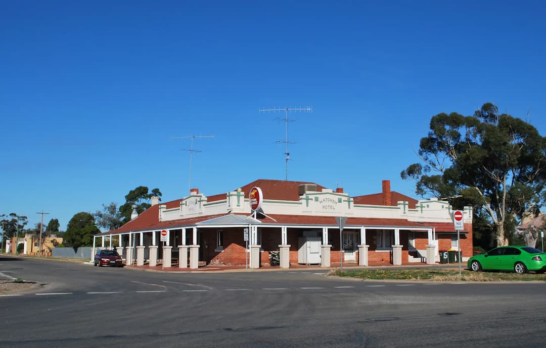 Watchem West to Melbourne Airport (MEL) | Reliable Airport Transfer