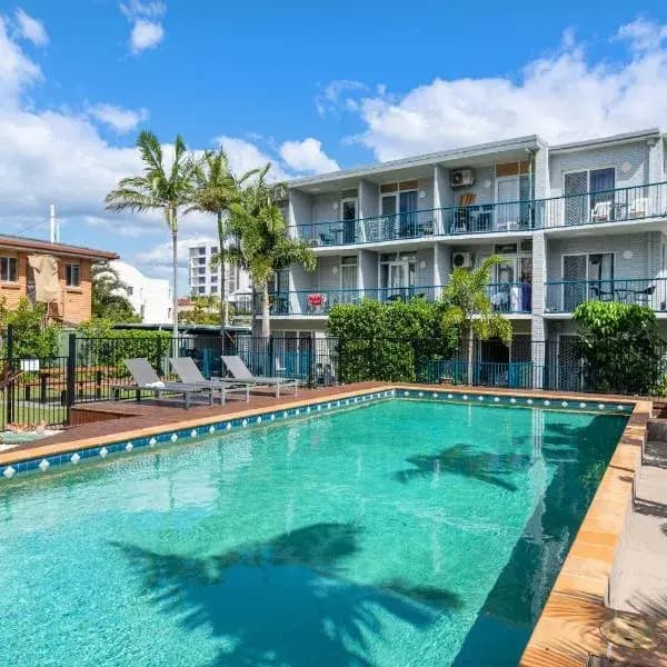 Labrador to Brisbane Airport (BNE) | Elevated Airport Transfer Experience Labrador to Brisbane Airport (BNE) | Elevated Airport Transfer Experience