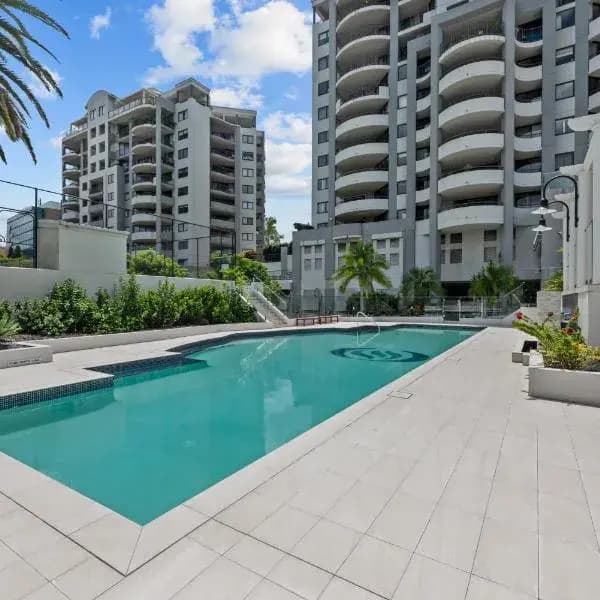 Auchenflower to Brisbane Airport (BNE) | Elevated Airport Transfer Experience Auchenflower to Brisbane Airport (BNE) | Elevated Airport Transfer Experience