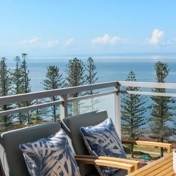 Redcliffe to Brisbane Airport (BNE) | Elevated Airport Transfer Experience Redcliffe to Brisbane Airport (BNE) | Elevated Airport Transfer Experience