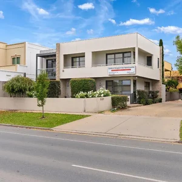 Mooroopna to Melbourne Airport (MEL) | Elevated Airport Transfer Experience Mooroopna to Melbourne Airport (MEL) | Elevated Airport Transfer Experience
