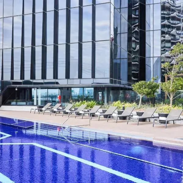 Docklands to Melbourne Airport (MEL) | Elevated Airport Transfer Experience Docklands to Melbourne Airport (MEL) | Elevated Airport Transfer Experience