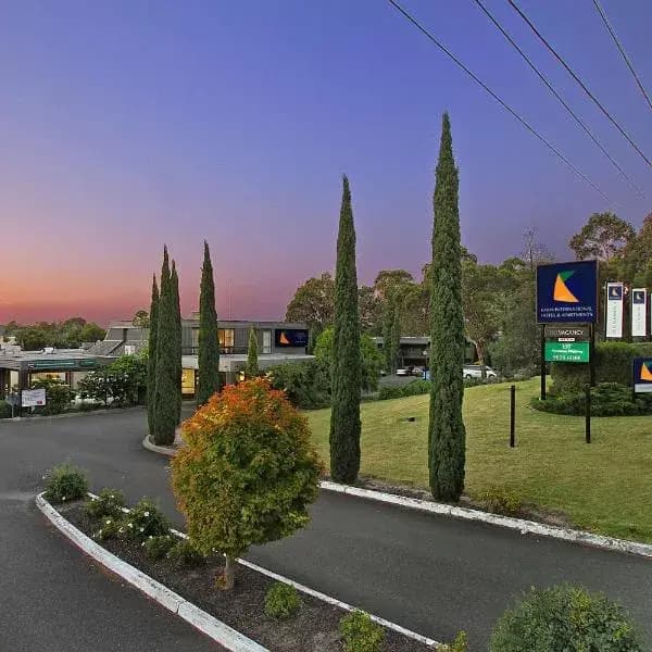 Wantirna to Melbourne Airport (MEL) | Elevated Airport Transfer Experience Wantirna to Melbourne Airport (MEL) | Elevated Airport Transfer Experience