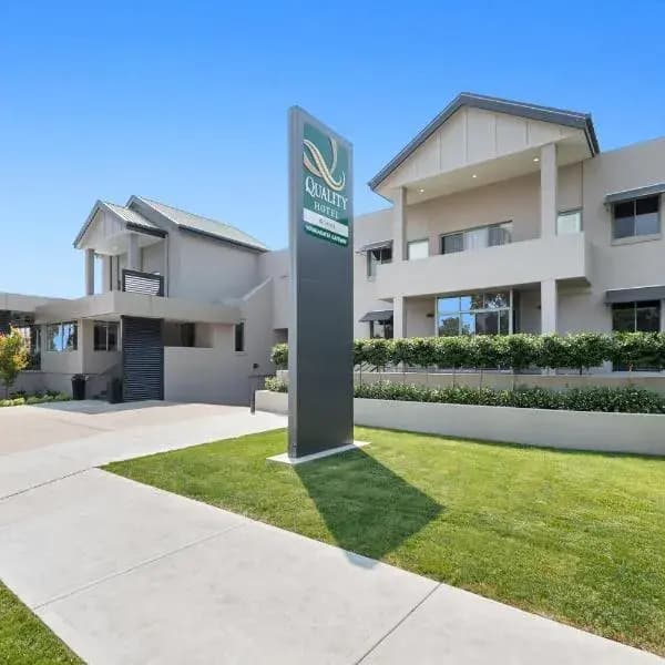 Bowser to Melbourne Airport (MEL) | Elevated Airport Transfer Experience Bowser to Melbourne Airport (MEL) | Elevated Airport Transfer Experience