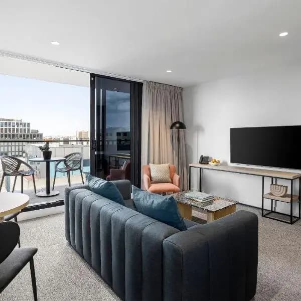 Abbotsford to Melbourne Airport (MEL) | Elevated Airport Transfer Experience Abbotsford to Melbourne Airport (MEL) | Elevated Airport Transfer Experience
