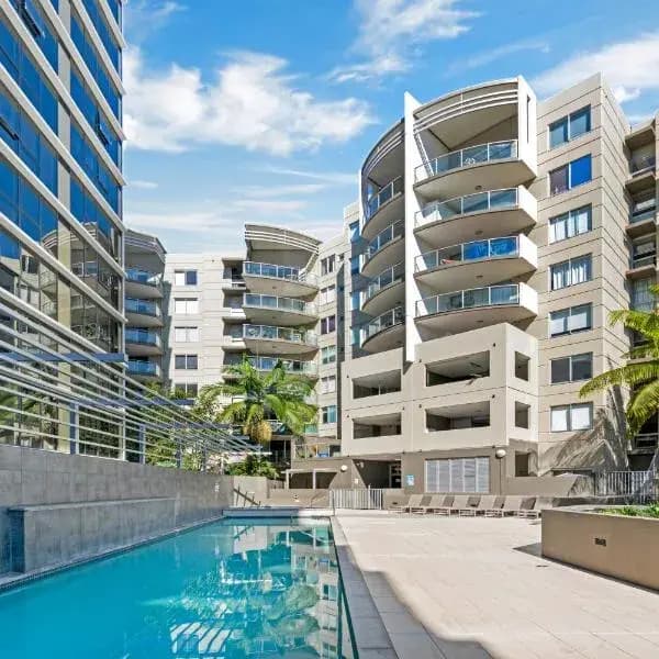 South Brisbane to Brisbane Airport (BNE) | Elevated Airport Transfer Experience South Brisbane to Brisbane Airport (BNE) | Elevated Airport Transfer Experience