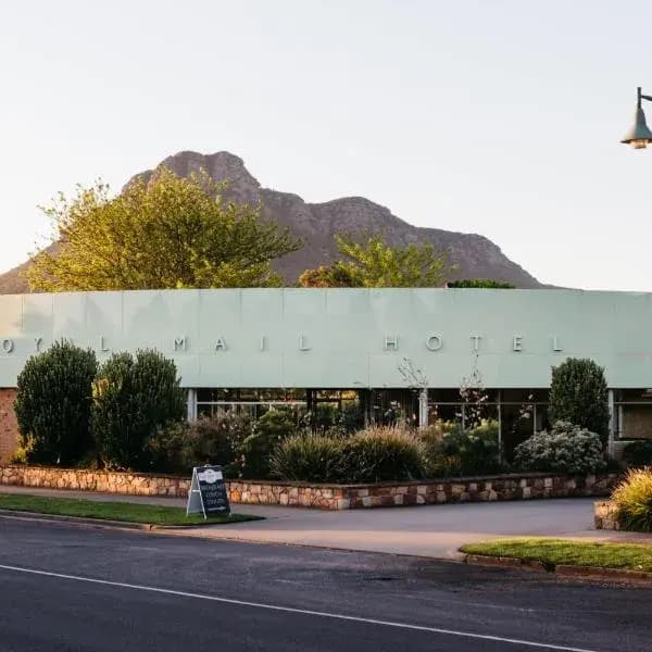 Warrayure to Melbourne Airport (MEL) | Elevated Airport Transfer Experience Warrayure to Melbourne Airport (MEL) | Elevated Airport Transfer Experience