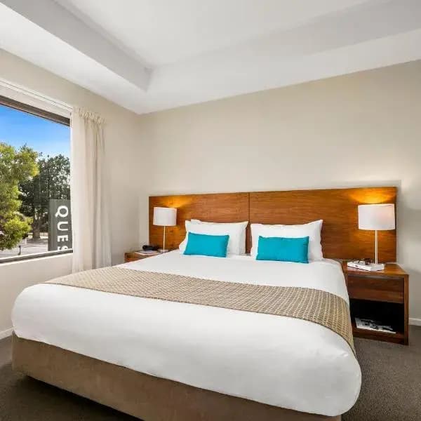 Huntly North to Melbourne Airport (MEL) | Elevated Airport Transfer Experience Huntly North to Melbourne Airport (MEL) | Elevated Airport Transfer Experience