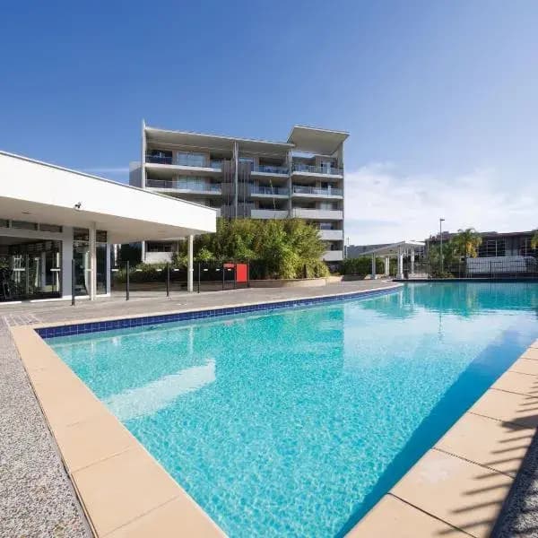 Bowen Bridge to Brisbane Airport (BNE) | Elevated Airport Transfer Experience Bowen Bridge to Brisbane Airport (BNE) | Elevated Airport Transfer Experience