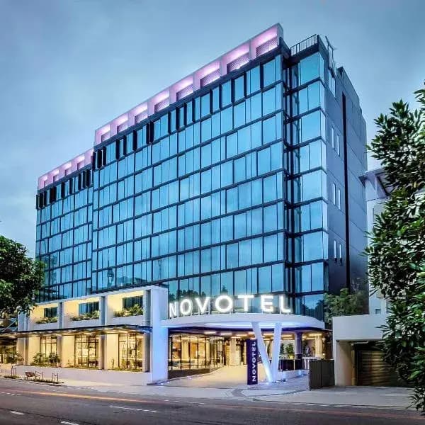 South Brisbane Bc to Brisbane Airport (BNE) | Elevated Airport Transfer Experience South Brisbane Bc to Brisbane Airport (BNE) | Elevated Airport Transfer Experience