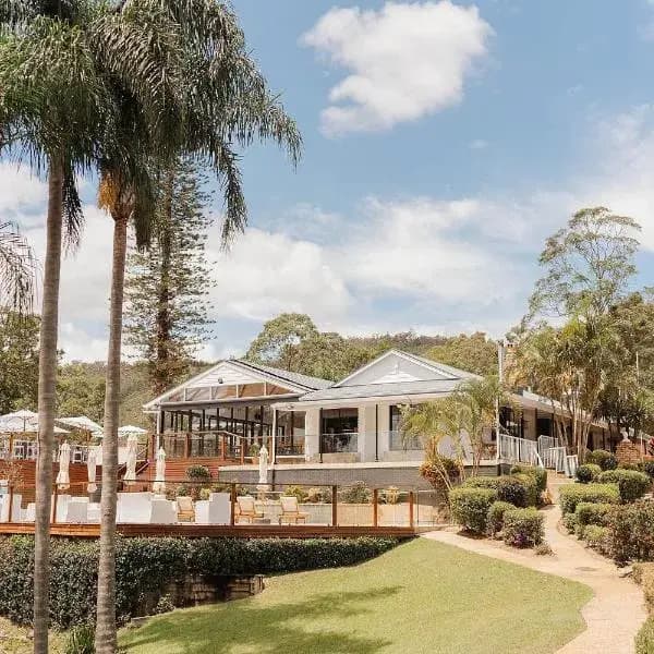 Ferny Glen to Brisbane Airport (BNE) | Elevated Airport Transfer Experience Ferny Glen to Brisbane Airport (BNE) | Elevated Airport Transfer Experience