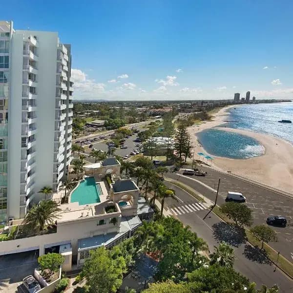 Labrador to Brisbane Airport (BNE) | Elevated Airport Transfer Experience Labrador to Brisbane Airport (BNE) | Elevated Airport Transfer Experience