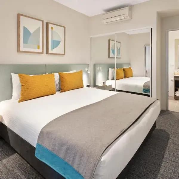 Springwood Bc to Brisbane Airport (BNE) | Elevated Airport Transfer Experience Springwood Bc to Brisbane Airport (BNE) | Elevated Airport Transfer Experience
