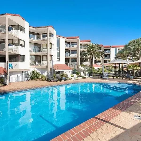 Shelly Beach to Brisbane Airport (BNE) | Elevated Airport Transfer Experience Shelly Beach to Brisbane Airport (BNE) | Elevated Airport Transfer Experience