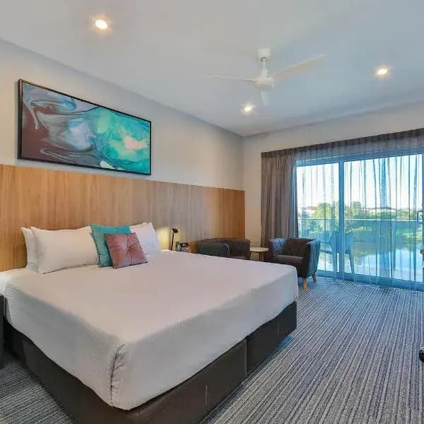 Clontarf to Brisbane Airport (BNE) | Elevated Airport Transfer Experience Clontarf to Brisbane Airport (BNE) | Elevated Airport Transfer Experience