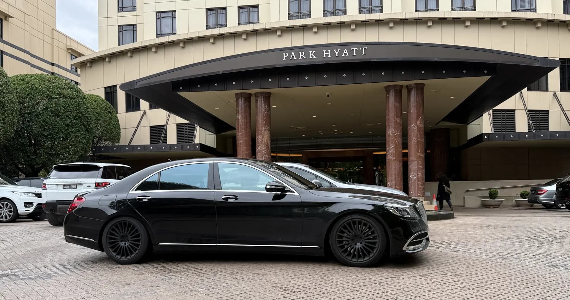 Melbourne Airport to Park Hyatt Melbourne Hotel Transfer | MNMRiDEZ Chauffeur Melbourne Airport to Park Hyatt Melbourne Hotel Transfer | MNMRiDEZ Chauffeur
