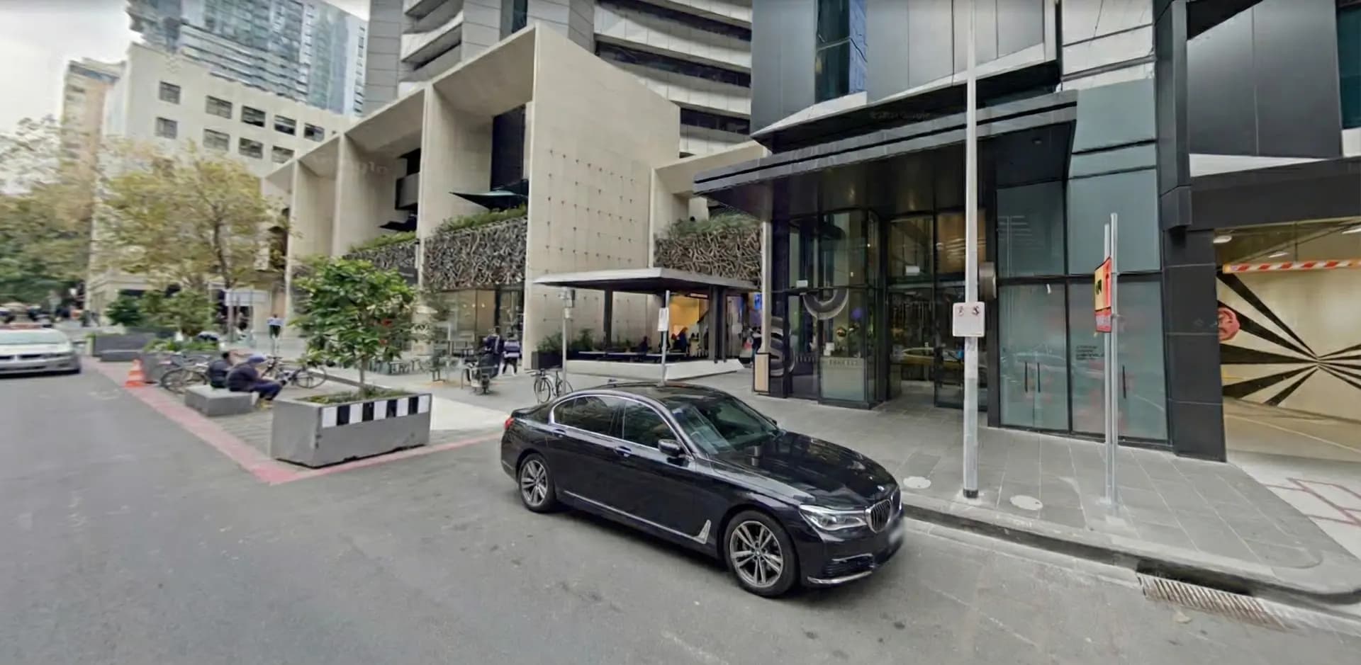 Melbourne Airport to Next Hotel Melbourne Transfer | MNMRiDEZ Chauffeur Melbourne Airport to Next Hotel Melbourne Transfer | MNMRiDEZ Chauffeur
