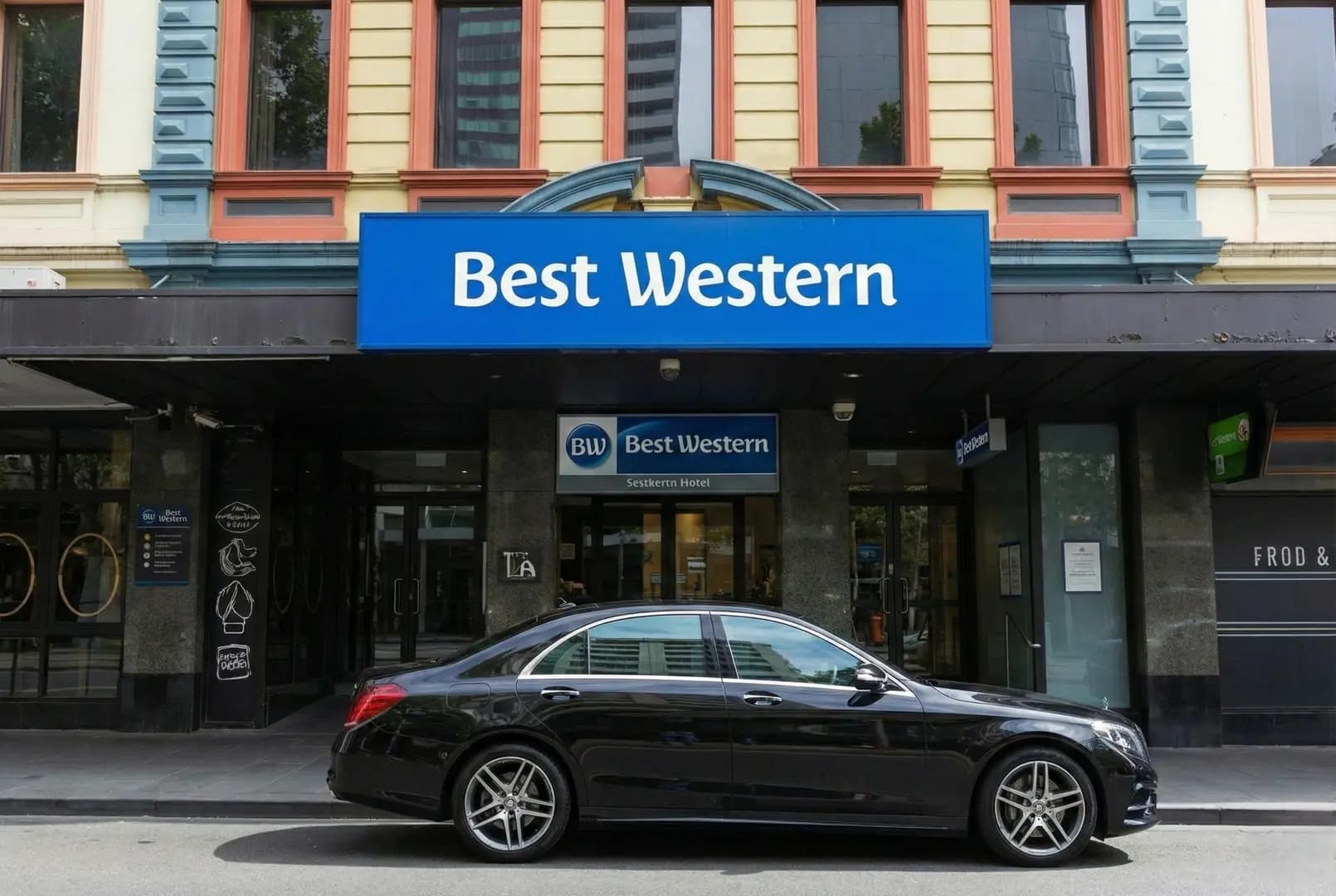 Melbourne Airport to Best Western Melbourne City Transfer | MNMRiDEZ Chauffeur Melbourne Airport to Best Western Melbourne City Transfer | MNMRiDEZ Chauffeur