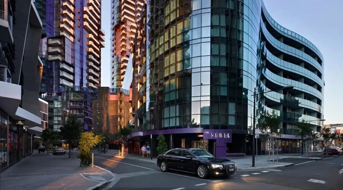 Melbourne Airport to The Sebel Melbourne Docklands Hotel Transfer | MNMRiDEZ Chauffeur Melbourne Airport to The Sebel Melbourne Docklands Hotel Transfer | MNMRiDEZ Chauffeur